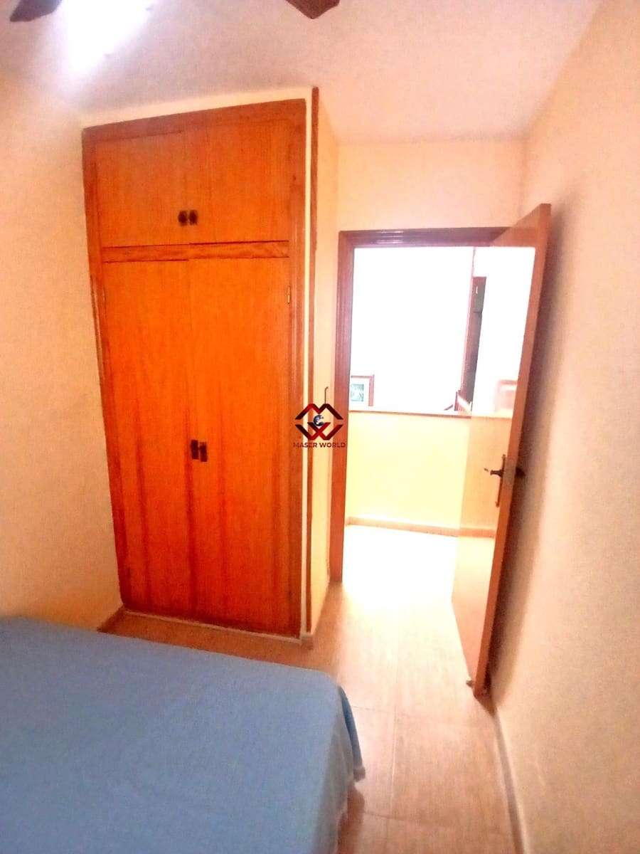 4 quarto Moradia em Banda para venda em Lo Pagan - 170 000 € (Ref: 9995193)