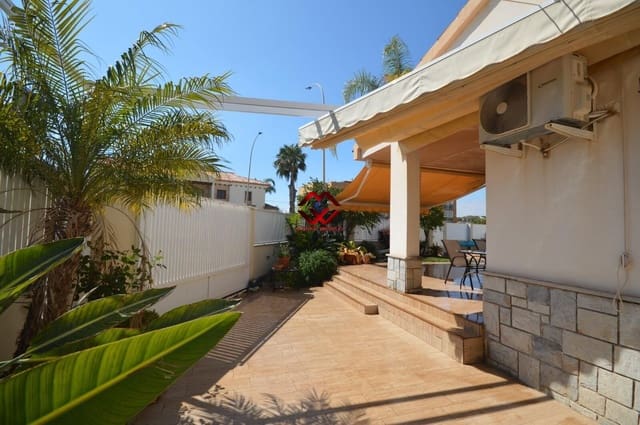 3 soveværelse Villa til salg i Santiago de la Ribera, San Javier med swimmingpool garage - € 380.000 (Ref: 9995194)