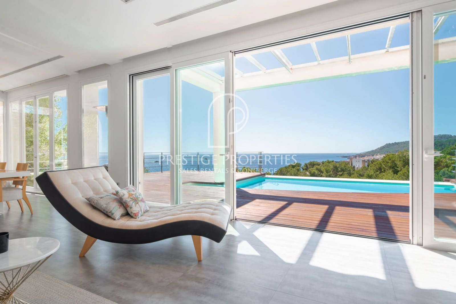7 soveværelse Villa til salg i Santa Eulalia / Santa Eularia med swimmingpool garage - € 6.950.000 (Ref: 10014960)