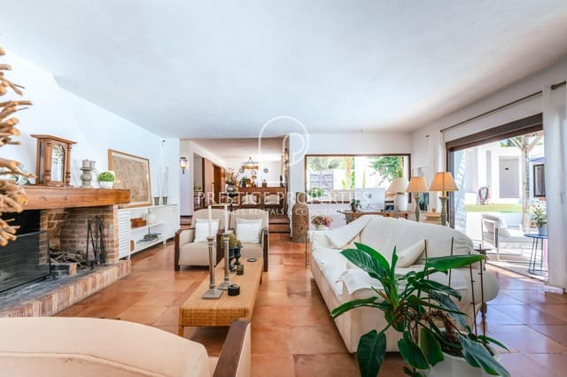 6 bedroom Finca/Country House for sale in San Jose / Sant Josep de Sa Talaia with pool garage - € 4,400,000 (Ref: 10026637)