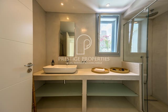2 quarto Apartamento para venda em Santa Eulalia / Santa Eularia com piscina garagem - 1 050 000 € (Ref: 10034805)