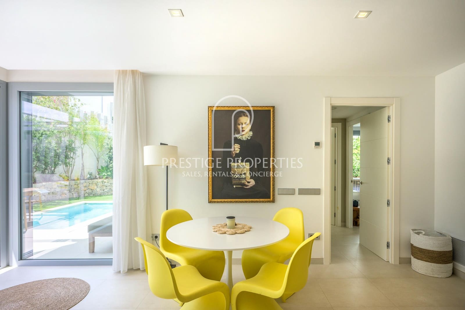 2 quarto Apartamento para venda em Santa Eulalia / Santa Eularia com piscina garagem - 1 050 000 € (Ref: 10034805)