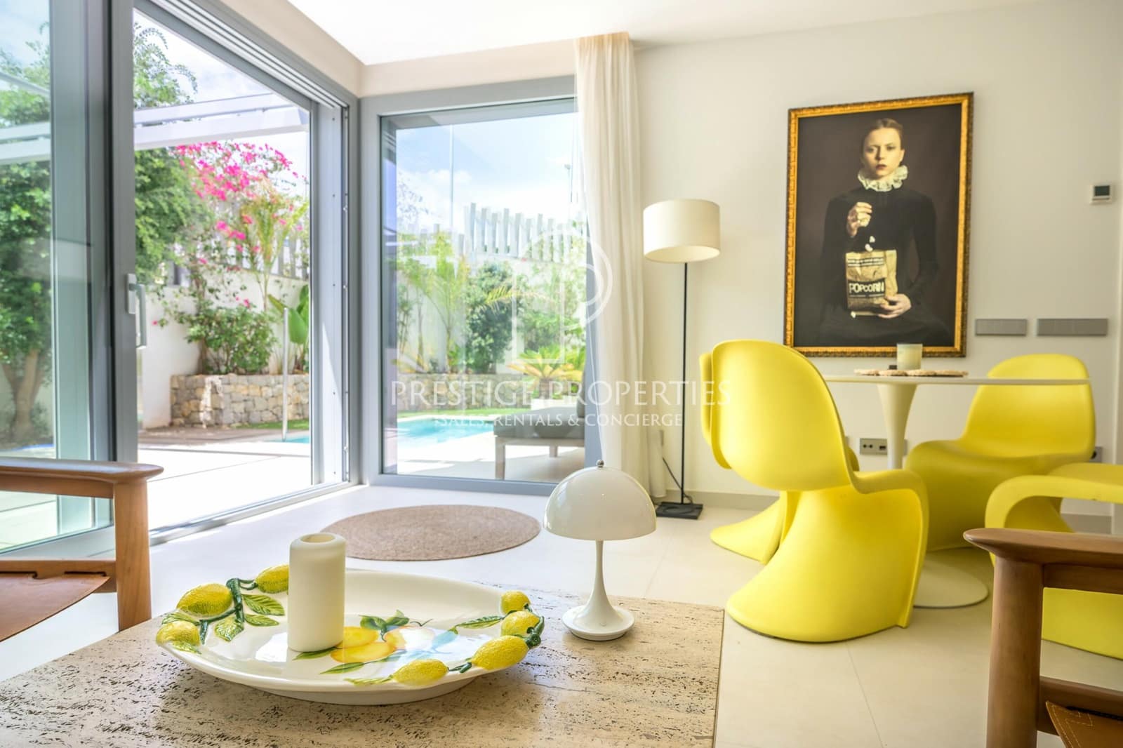 2 quarto Apartamento para venda em Santa Eulalia / Santa Eularia com piscina garagem - 1 050 000 € (Ref: 10034805)