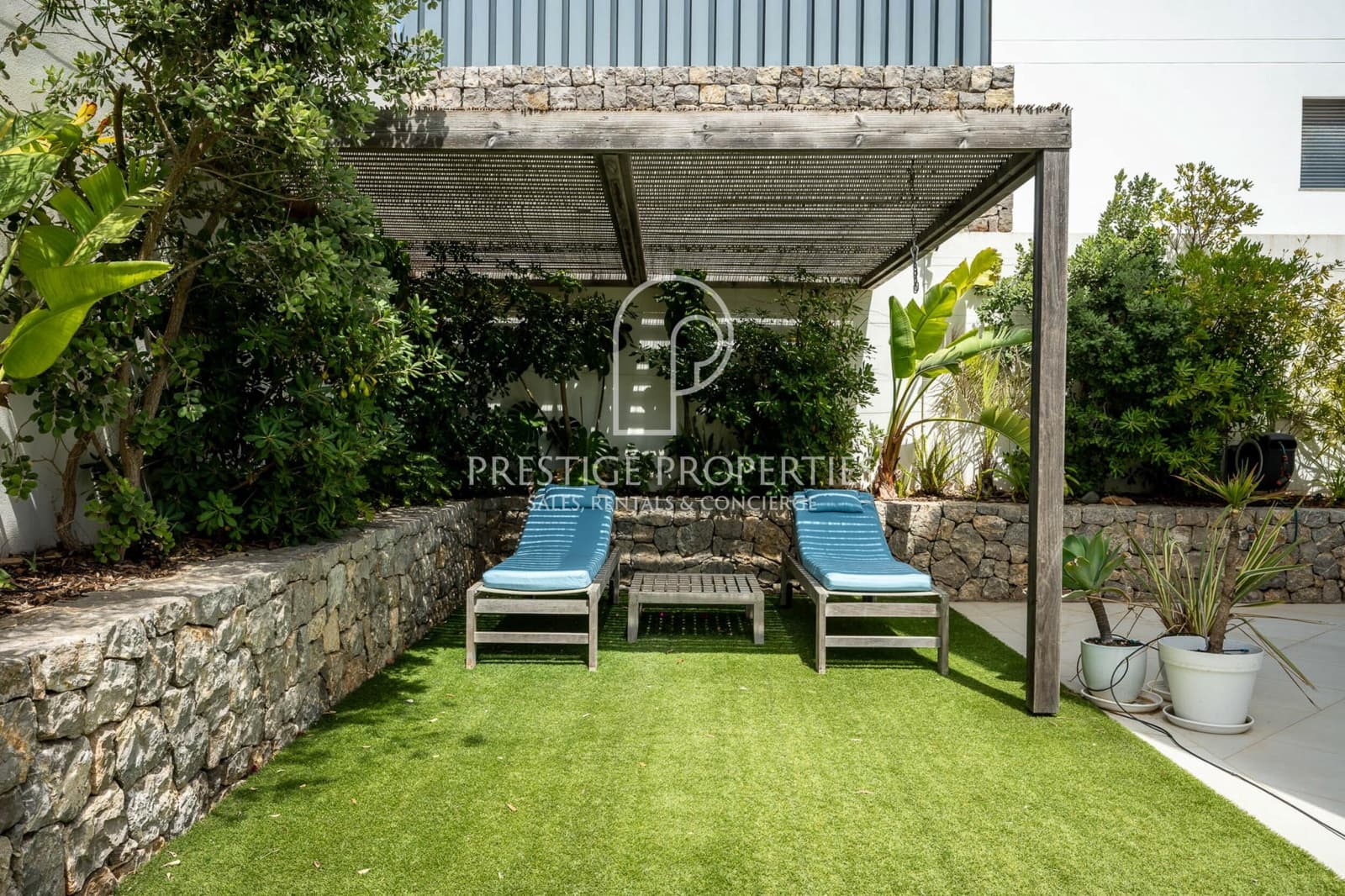 2 quarto Apartamento para venda em Santa Eulalia / Santa Eularia com piscina garagem - 1 050 000 € (Ref: 10034805)