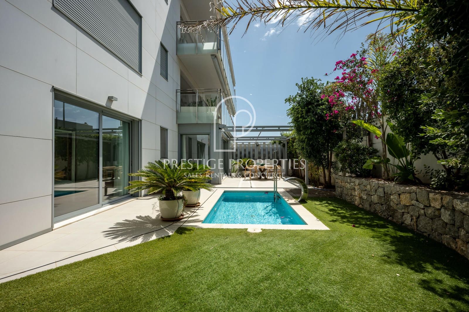 2 quarto Apartamento para venda em Santa Eulalia / Santa Eularia com piscina garagem - 1 050 000 € (Ref: 10034805)