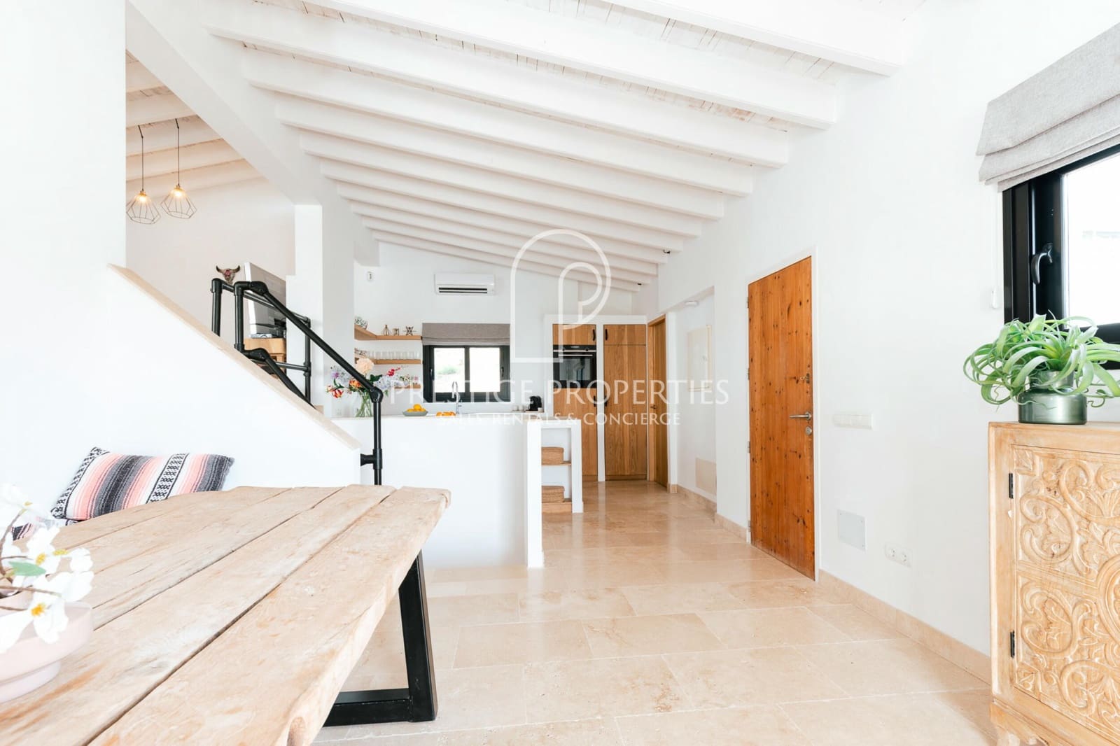 4 makuuhuone Huvila myytävänä paikassa Santa Eulalia / Santa Eularia mukana uima-altaan 
autotalli - 2 275 000 € (Ref: 10040233)