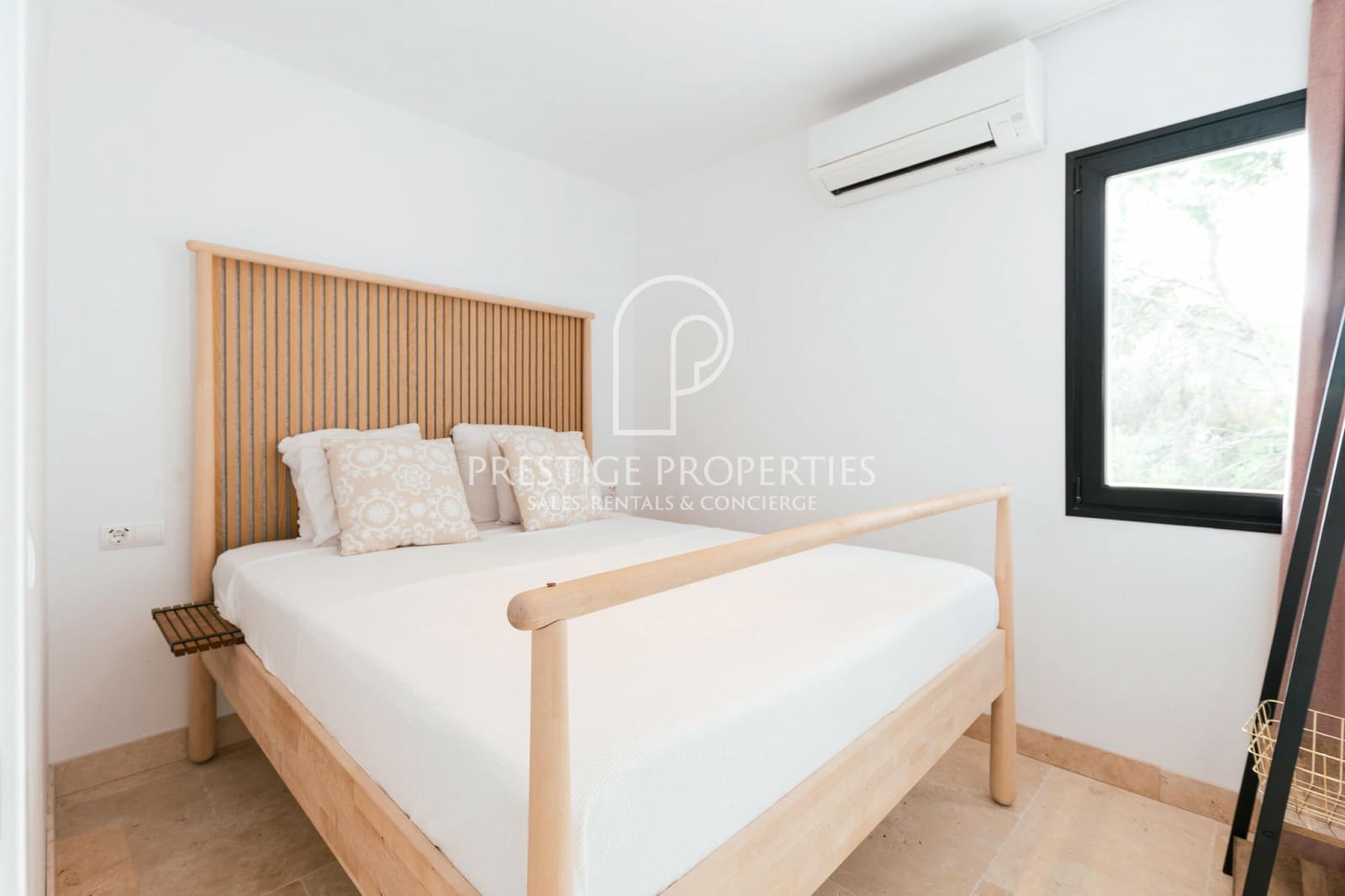 4 makuuhuone Huvila myytävänä paikassa Santa Eulalia / Santa Eularia mukana uima-altaan 
autotalli - 2 275 000 € (Ref: 10040233)