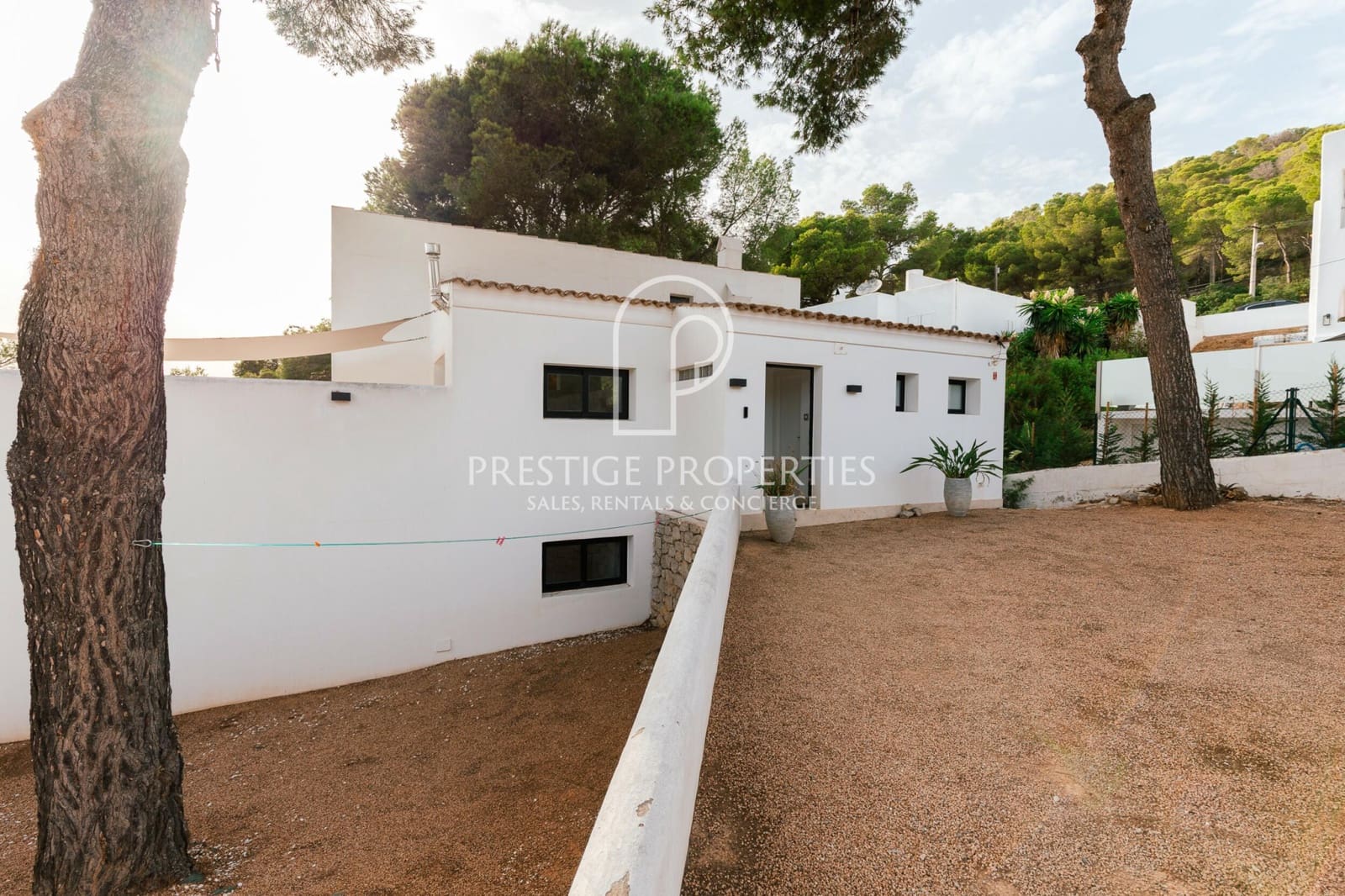 4 makuuhuone Huvila myytävänä paikassa Santa Eulalia / Santa Eularia mukana uima-altaan 
autotalli - 2 275 000 € (Ref: 10040233)