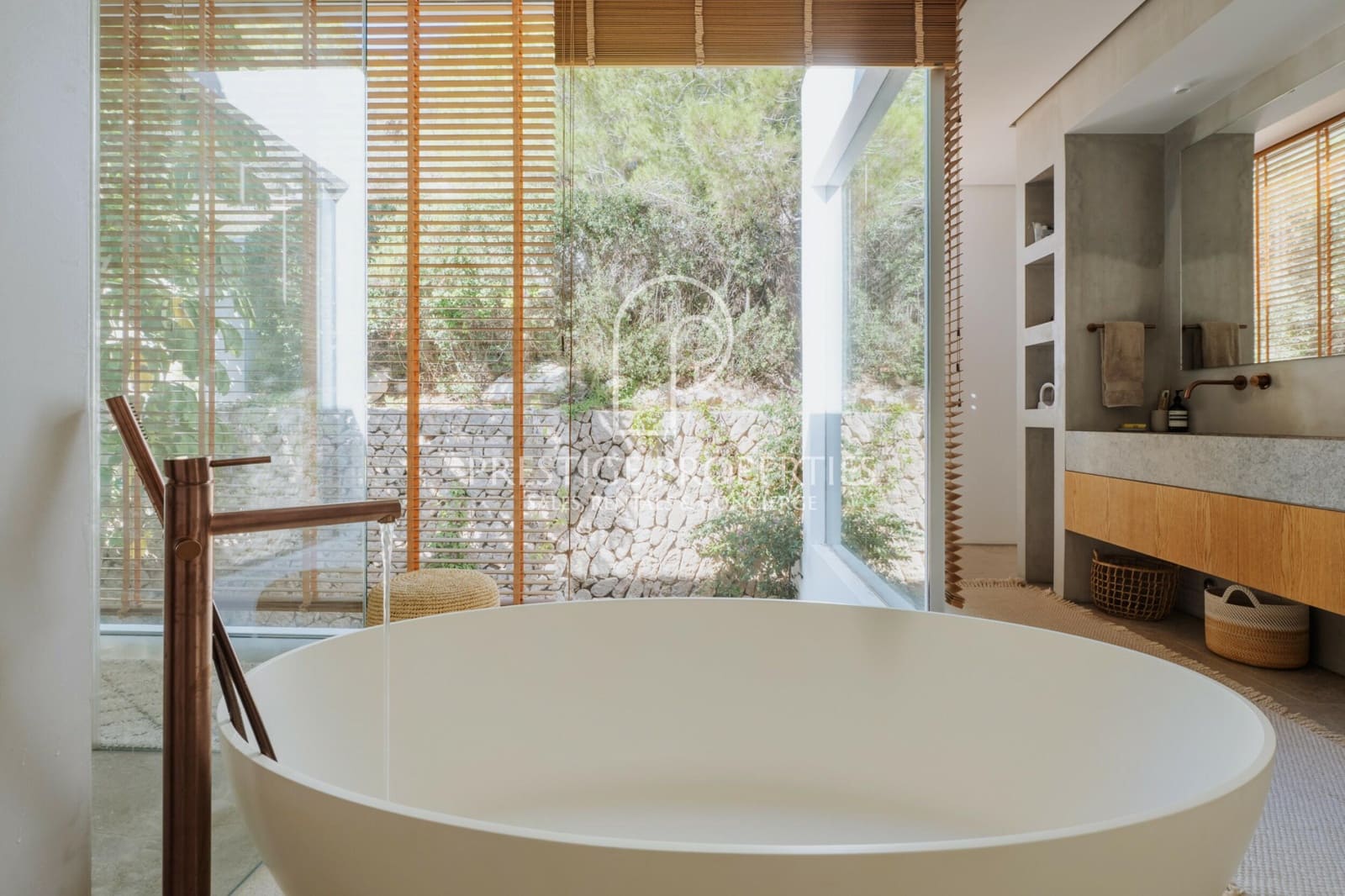 7 chambre Villa/Maison à vendre à Santa Eulalia / Santa Eularia avec piscine garage - 15 950 000 € (Ref: 10040235)