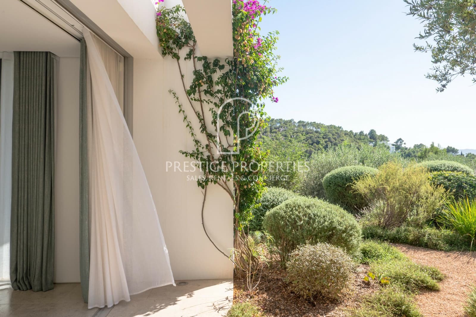 7 chambre Villa/Maison à vendre à Santa Eulalia / Santa Eularia avec piscine garage - 15 950 000 € (Ref: 10040235)