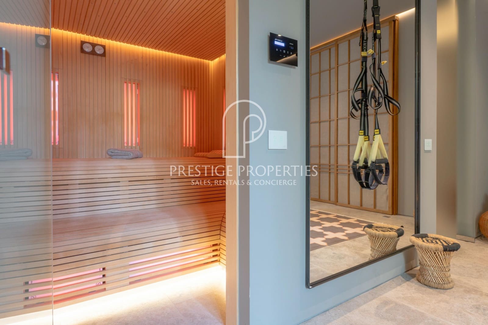 7 chambre Villa/Maison à vendre à Santa Eulalia / Santa Eularia avec piscine garage - 15 950 000 € (Ref: 10040235)