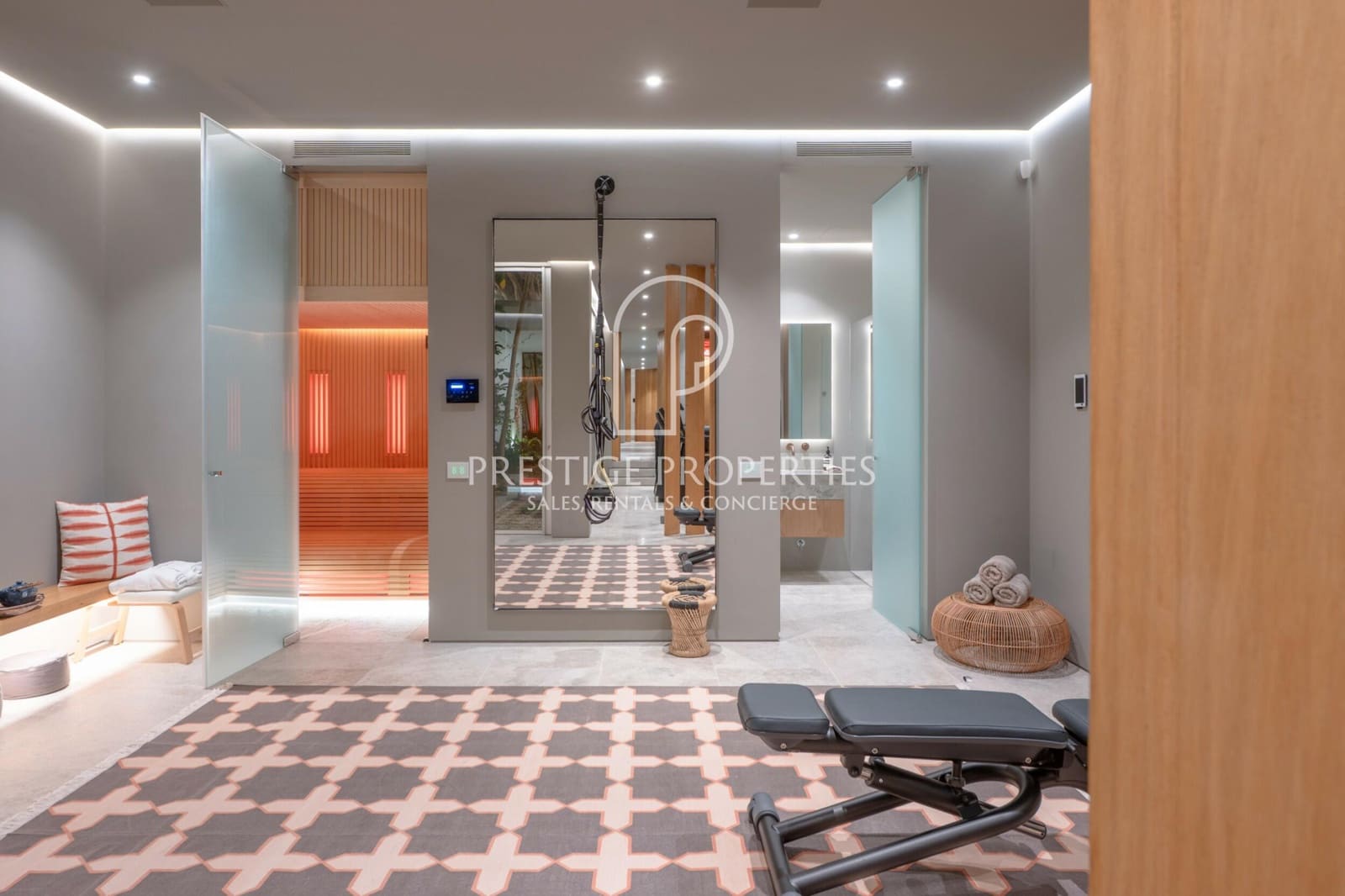 7 chambre Villa/Maison à vendre à Santa Eulalia / Santa Eularia avec piscine garage - 15 950 000 € (Ref: 10040235)