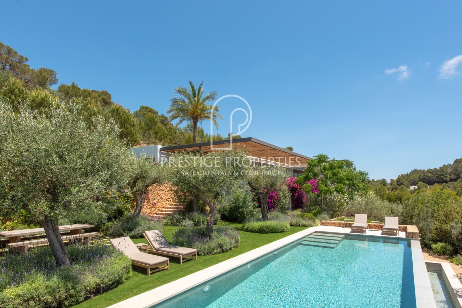 7 chambre Villa/Maison à vendre à Santa Eulalia / Santa Eularia avec piscine garage - 15 950 000 € (Ref: 10040235)