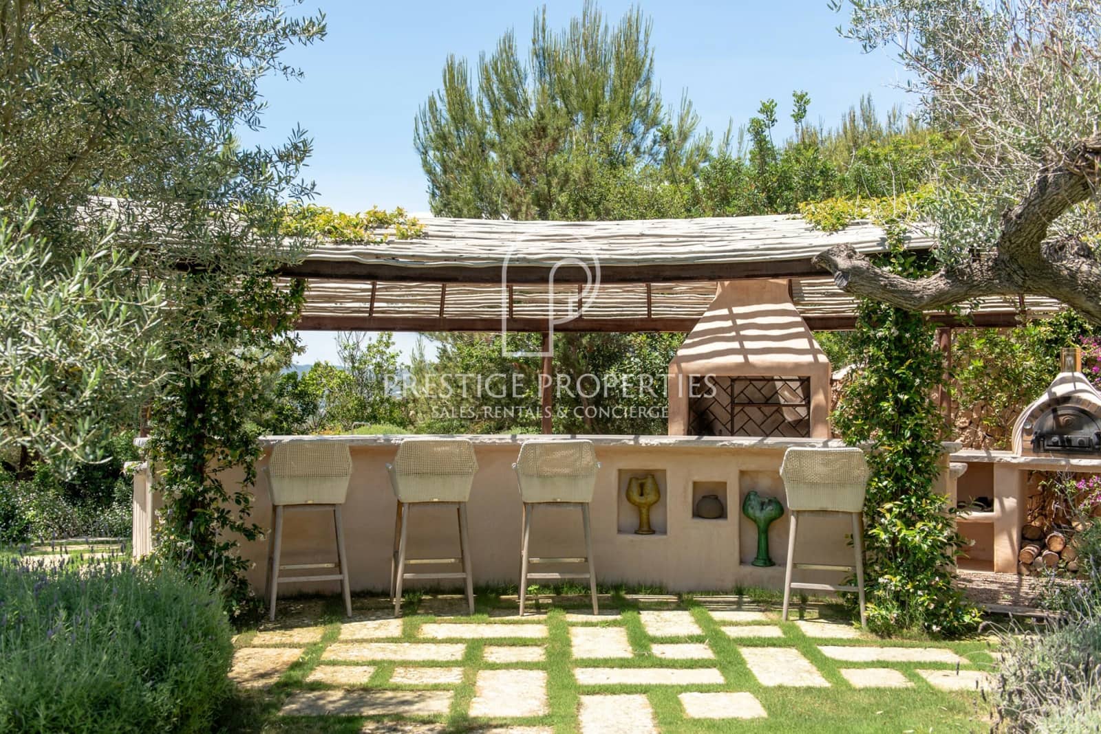 7 chambre Villa/Maison à vendre à Santa Eulalia / Santa Eularia avec piscine garage - 15 950 000 € (Ref: 10040235)