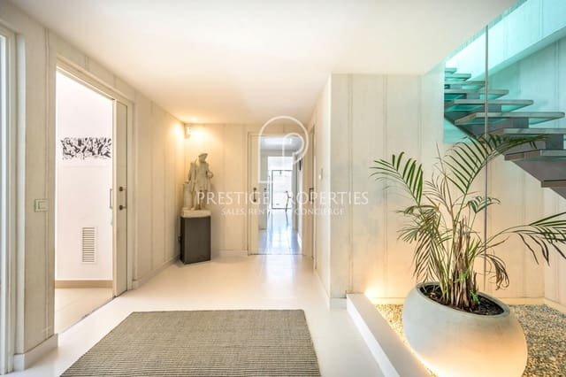 5 soverom Rekkehus til salgs i Ibiza by med svømmebasseng garasje - € 1 995 000 (Ref: 10054484)