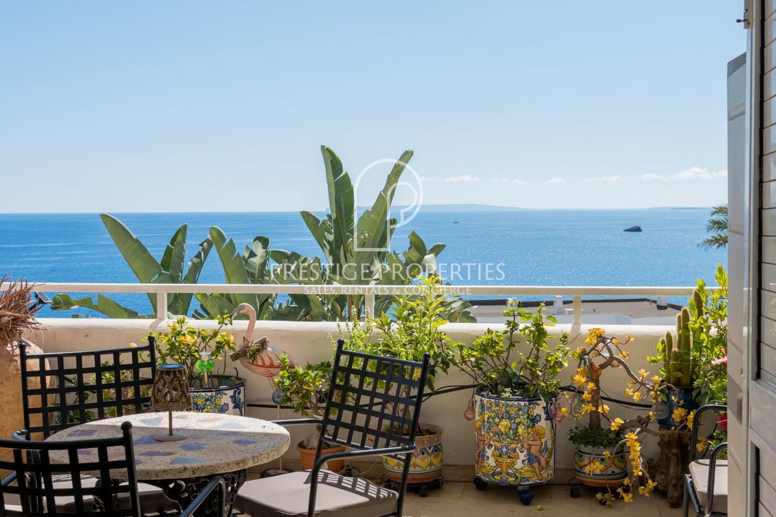 2 bedroom Apartment for sale in Santa Eulalia / Santa Eularia with pool garage - € 680,000 (Ref: 10113484)