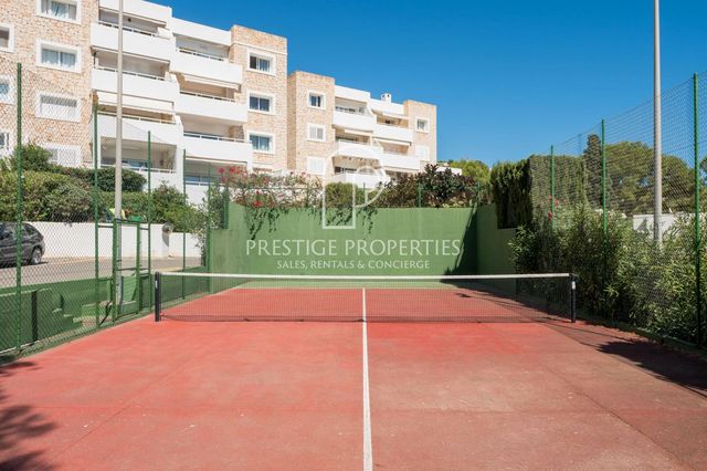 2 chambre Appartement à vendre à Santa Eulalia / Santa Eularia avec piscine garage - 680 000 € (Ref: 10113484)