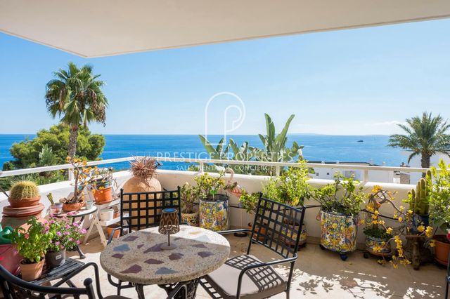 2 chambre Appartement à vendre à Santa Eulalia / Santa Eularia avec piscine garage - 680 000 € (Ref: 10113484)
