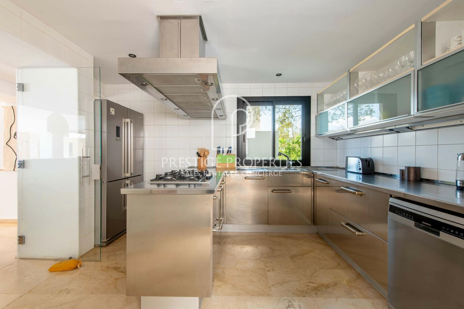 6 bedroom Villa for sale in San Jose / Sant Josep de Sa Talaia with pool garage - € 8,500,000 (Ref: 10118657)
