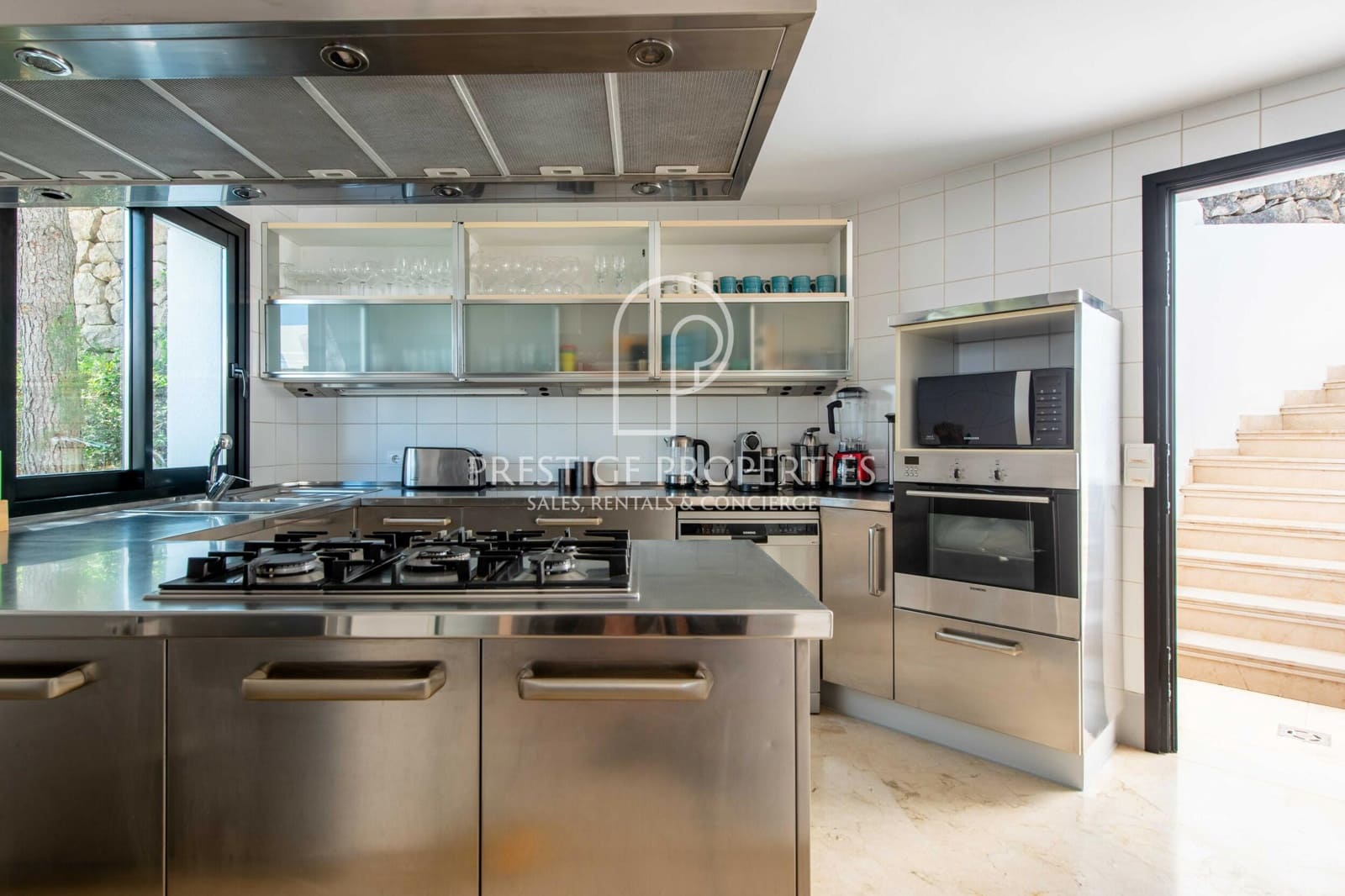 6 bedroom Villa for sale in San Jose / Sant Josep de Sa Talaia with pool garage - € 8,500,000 (Ref: 10118657)