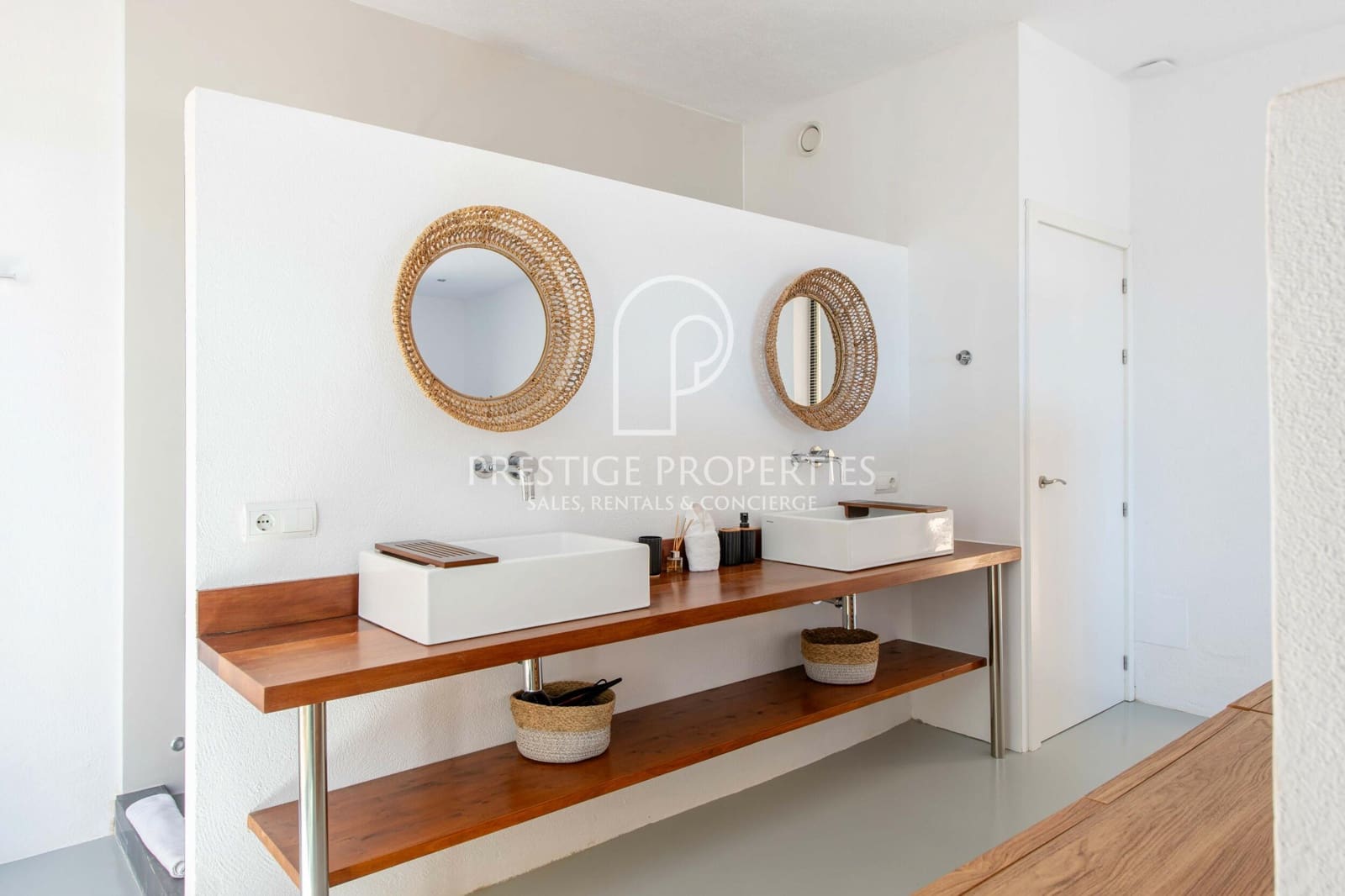 6 bedroom Villa for sale in San Jose / Sant Josep de Sa Talaia with pool garage - € 8,500,000 (Ref: 10118657)