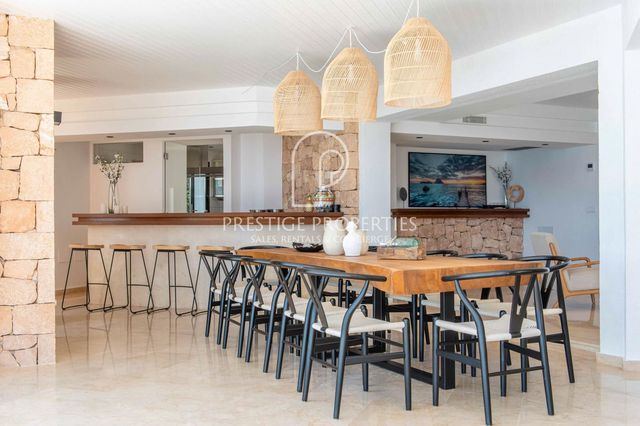 6 soverom Villa til salgs i San Jose / Sant Josep de Sa Talaia med svømmebasseng garasje - € 8 500 000 (Ref: 10118657)