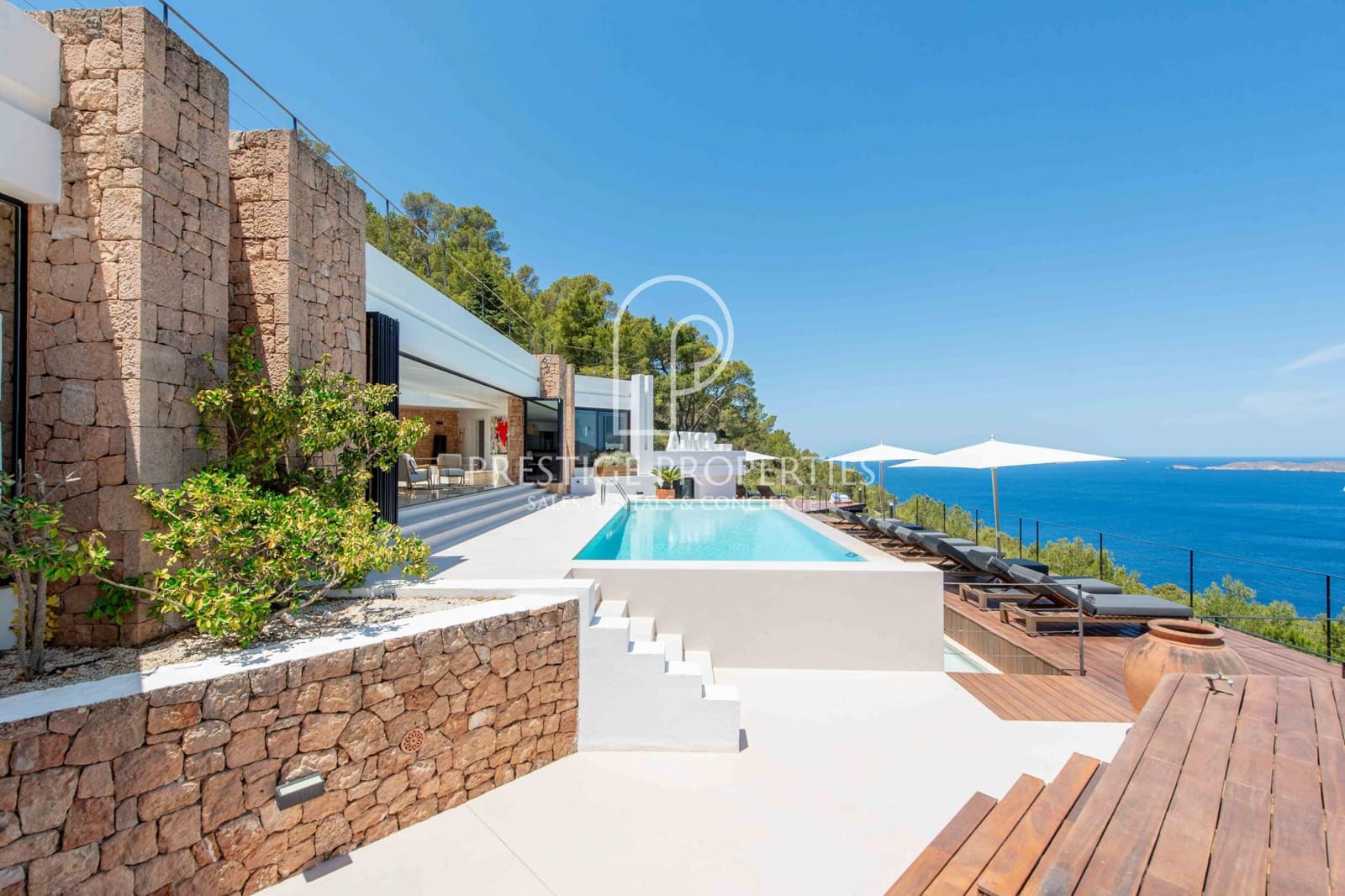 6 bedroom Villa for sale in San Jose / Sant Josep de Sa Talaia with pool garage - € 8,500,000 (Ref: 10118657)