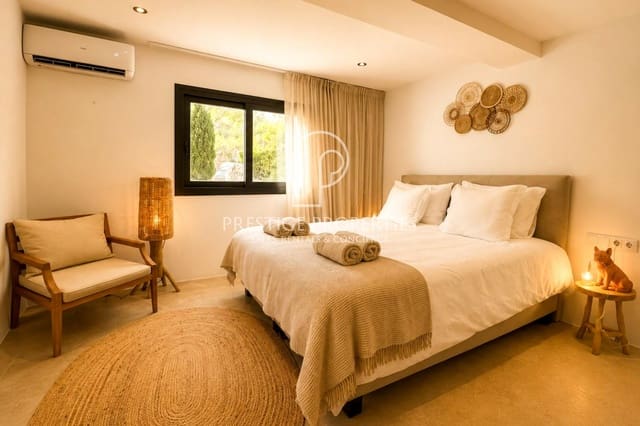 4 Zimmer Villa zu verkaufen in Santa Eulalia / Santa Eularia mit Pool - 4.900.000 € (Ref: 10158852)