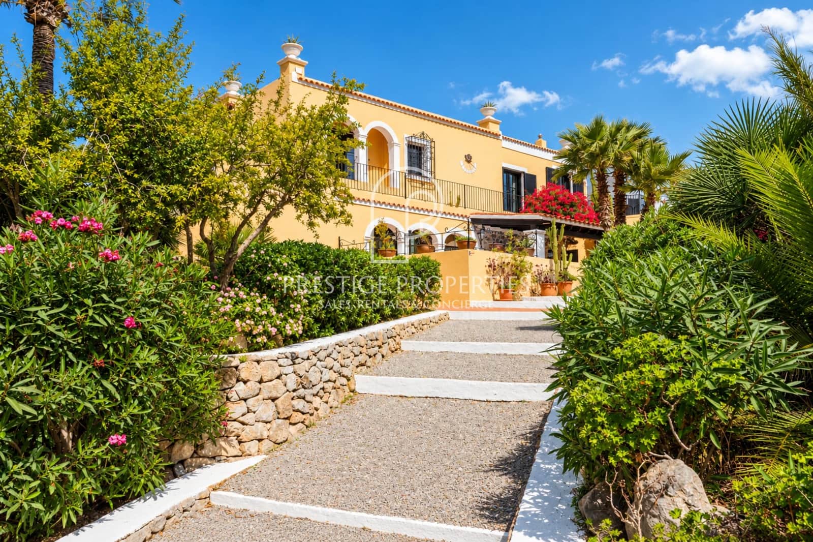 6 soverom Villa til salgs i San Jose / Sant Josep de Sa Talaia med svømmebasseng garasje - € 4 750 000 (Ref: 10164007)
