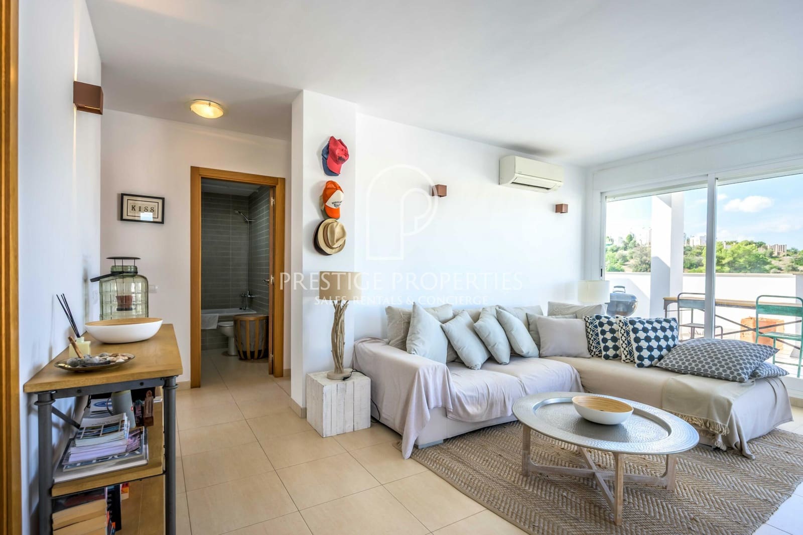 2 bedroom Penthouse for sale in Ibiza / Eivissa town with garage - € 790,000 (Ref: 10168023)