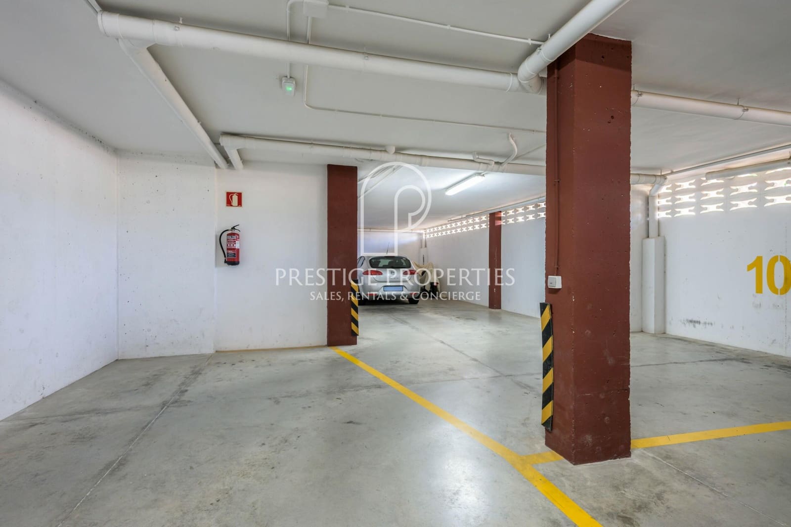 2 bedroom Penthouse for sale in Ibiza / Eivissa town with garage - € 790,000 (Ref: 10168023)