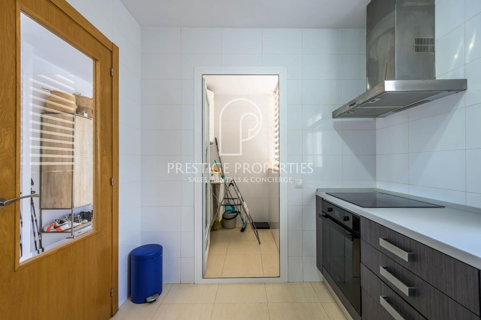 2 bedroom Penthouse for sale in Ibiza / Eivissa town with garage - € 790,000 (Ref: 10168023)