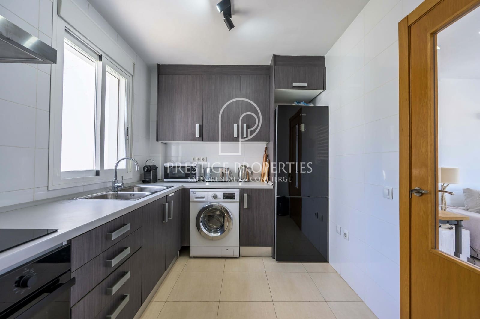 2 bedroom Penthouse for sale in Ibiza / Eivissa town with garage - € 790,000 (Ref: 10168023)
