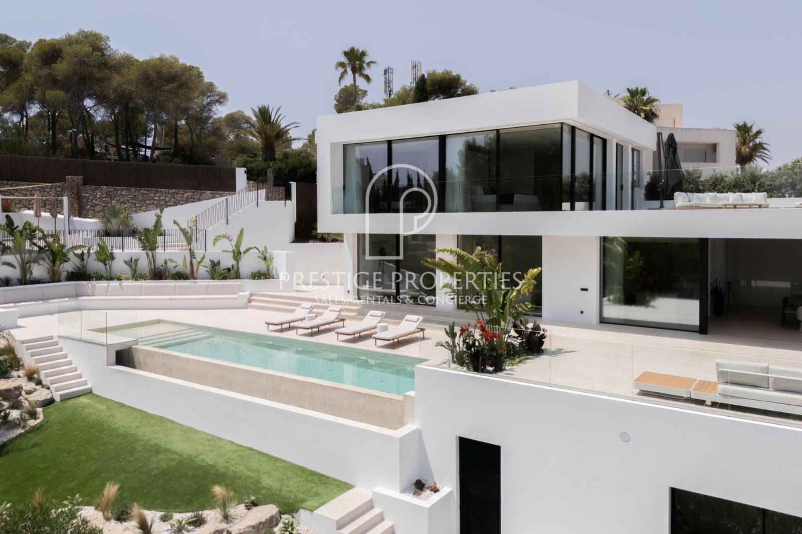 7 sypialnia Willa na sprzedaż w Santa Eulalia / Santa Eularia z basenem garażem - 6 300 000 € (Ref: 7466969)