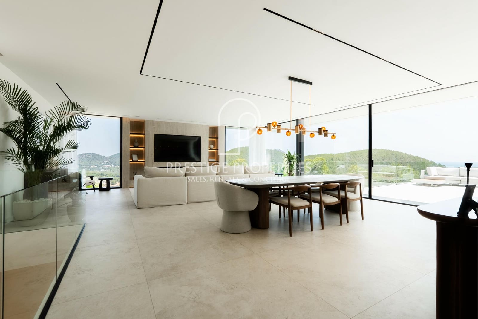 7 sypialnia Willa na sprzedaż w Santa Eulalia / Santa Eularia z basenem garażem - 6 300 000 € (Ref: 7466969)