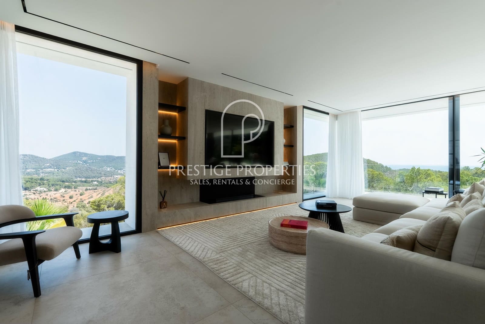 7 sypialnia Willa na sprzedaż w Santa Eulalia / Santa Eularia z basenem garażem - 6 300 000 € (Ref: 7466969)