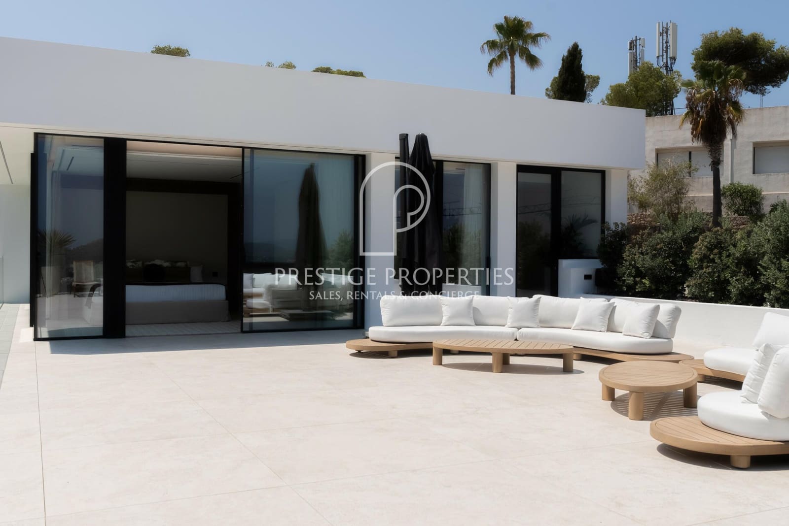 7 sypialnia Willa na sprzedaż w Santa Eulalia / Santa Eularia z basenem garażem - 6 300 000 € (Ref: 7466969)