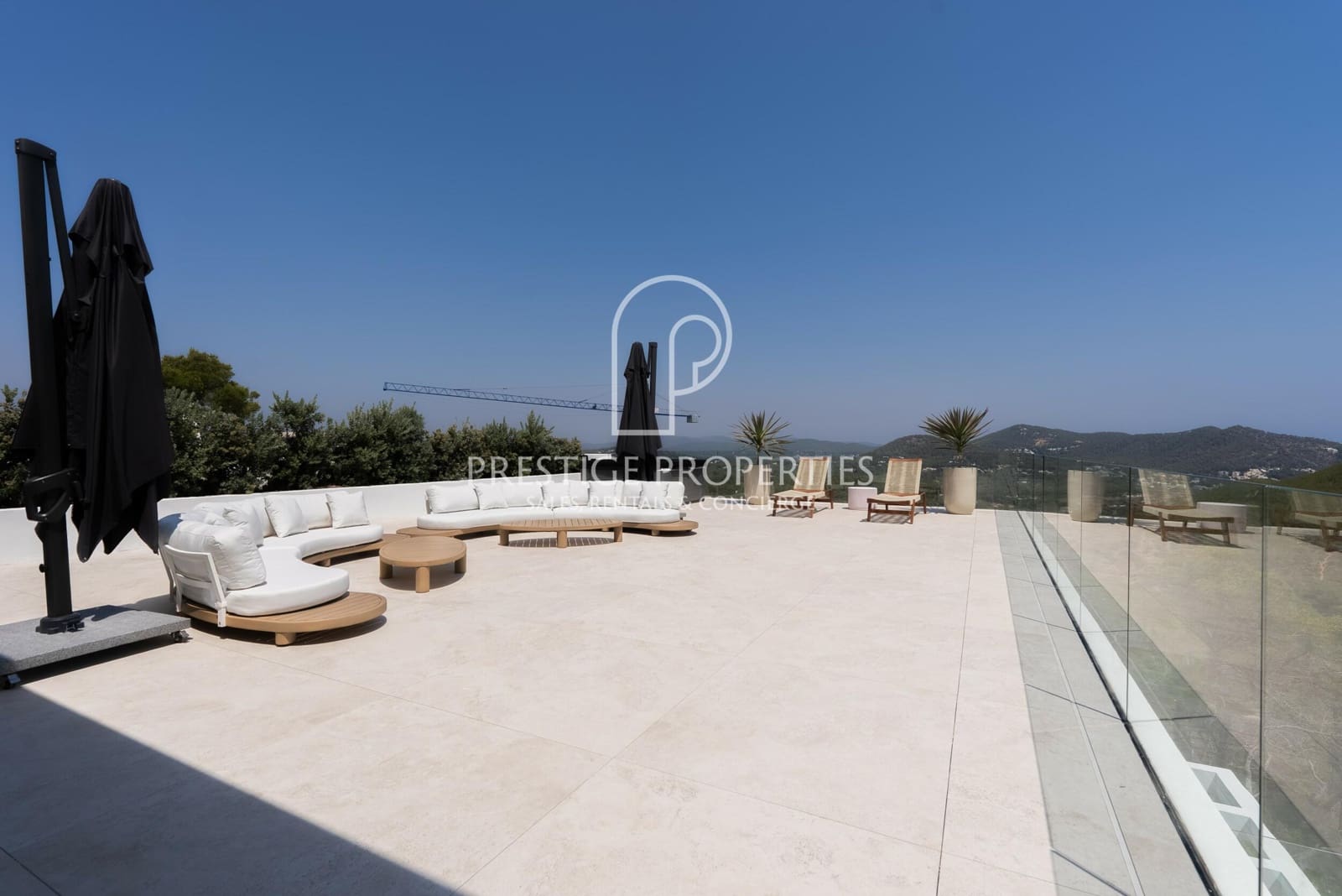 7 sypialnia Willa na sprzedaż w Santa Eulalia / Santa Eularia z basenem garażem - 6 300 000 € (Ref: 7466969)