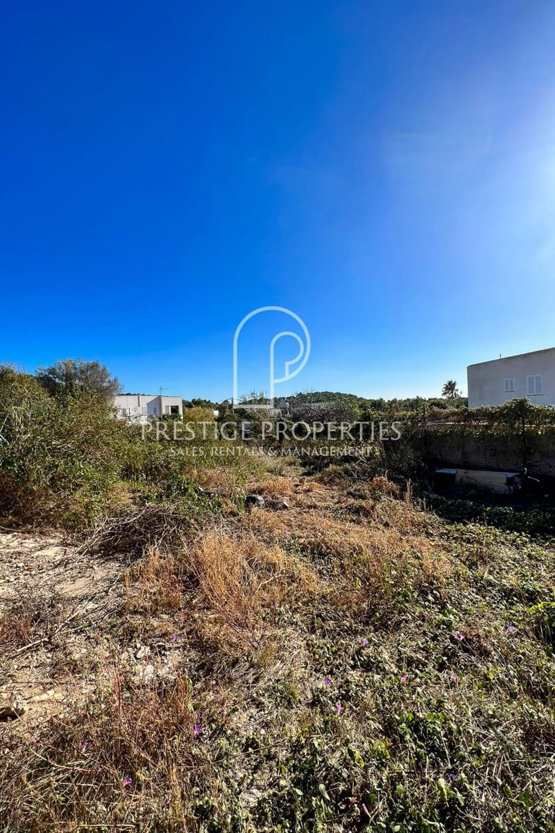 Ubebygd land til salgs i Santa Eulalia / Santa Eularia - € 980 000 (Ref: 7708200)