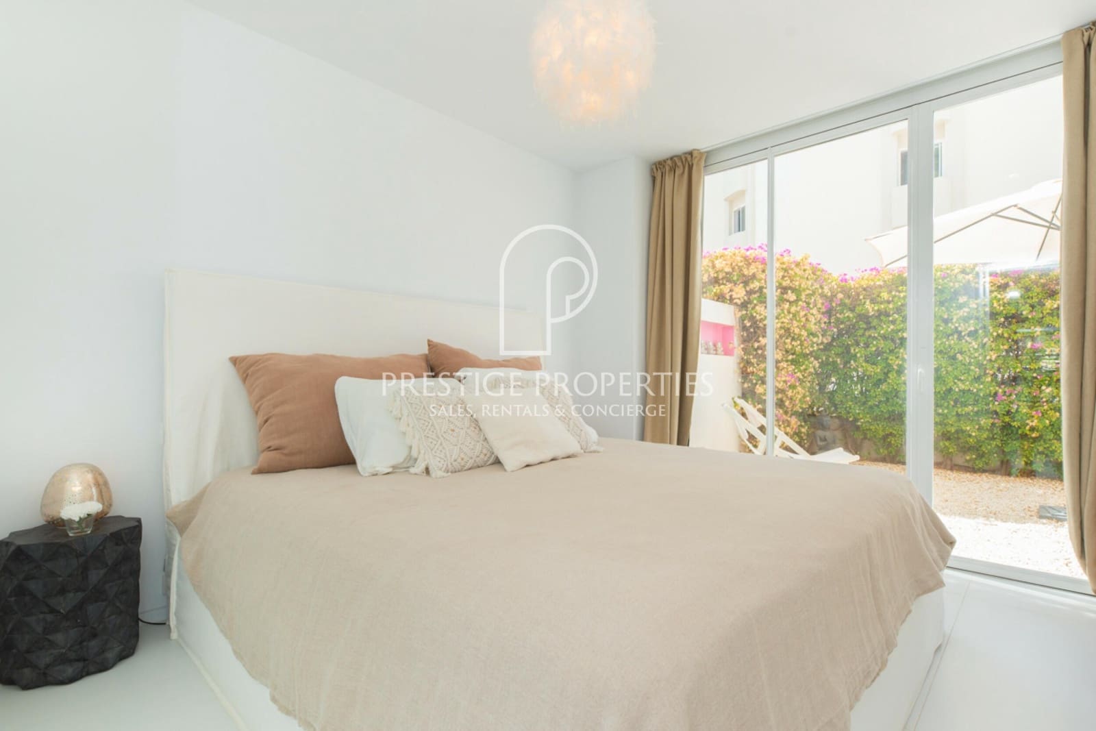 2 slaapkamer Flat te koop in Ibiza dorp met zwembad garage - € 750.000 (Ref: 7877403)