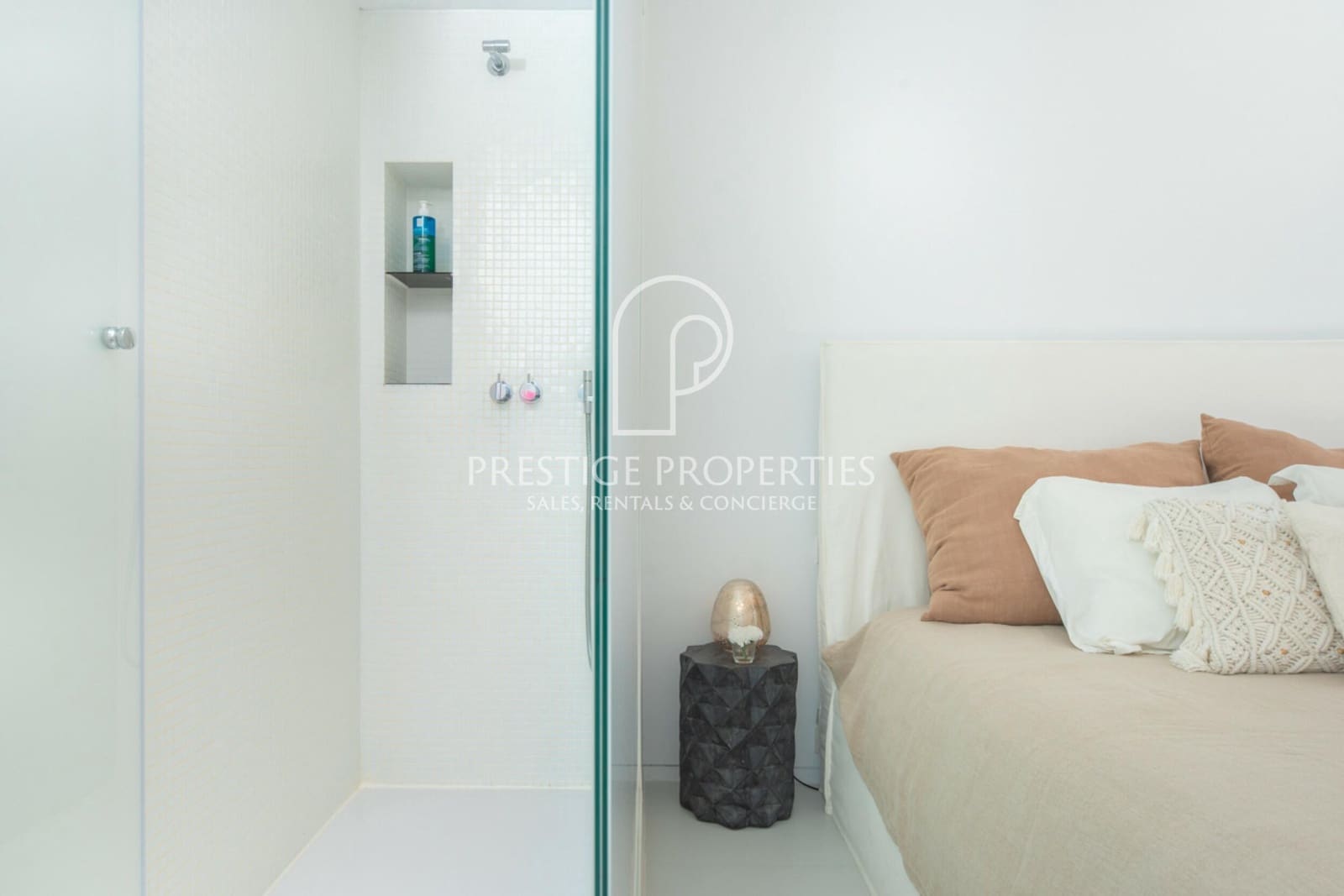 2 slaapkamer Flat te koop in Ibiza dorp met zwembad garage - € 750.000 (Ref: 7877403)