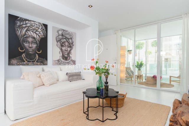 2 slaapkamer Flat te koop in Ibiza dorp met zwembad garage - € 750.000 (Ref: 7877403)