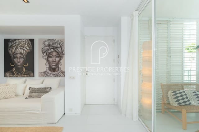 2 slaapkamer Flat te koop in Ibiza dorp met zwembad garage - € 750.000 (Ref: 7877403)