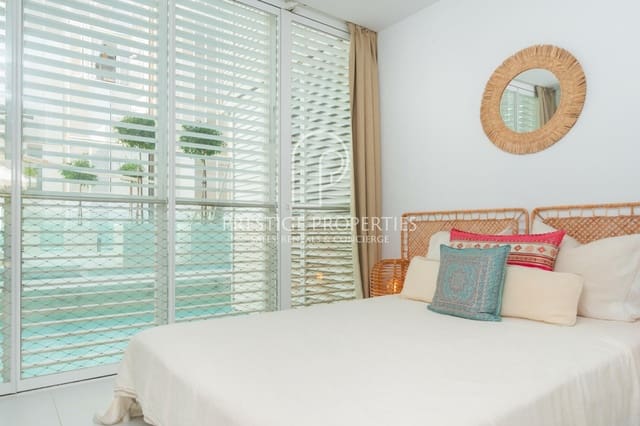 2 slaapkamer Flat te koop in Ibiza dorp met zwembad garage - € 750.000 (Ref: 7877403)