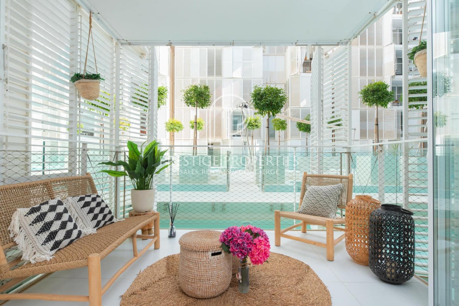 2 slaapkamer Flat te koop in Ibiza dorp met zwembad garage - € 750.000 (Ref: 7877403)