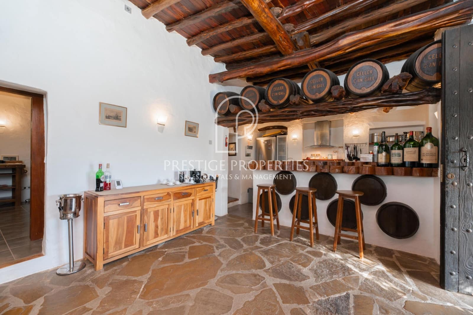 4 soveværelse Finca/Landehus til salg i Sant Joan de Labritja med swimmingpool garage - € 2.190.000 (Ref: 7921564)