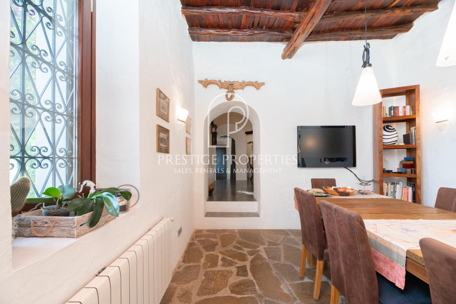 4 soveværelse Finca/Landehus til salg i Sant Joan de Labritja med swimmingpool garage - € 2.190.000 (Ref: 7921564)