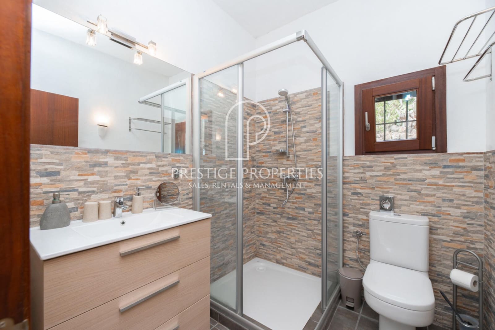 4 soveværelse Finca/Landehus til salg i Sant Joan de Labritja med swimmingpool garage - € 2.190.000 (Ref: 7921564)