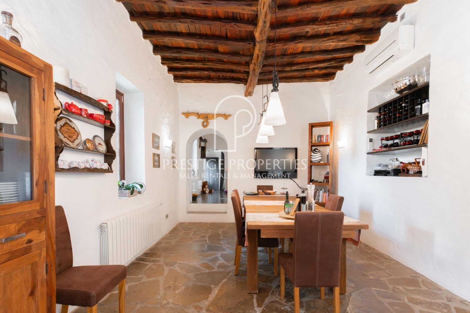 4 soveværelse Finca/Landehus til salg i Sant Joan de Labritja med swimmingpool garage - € 2.190.000 (Ref: 7921564)