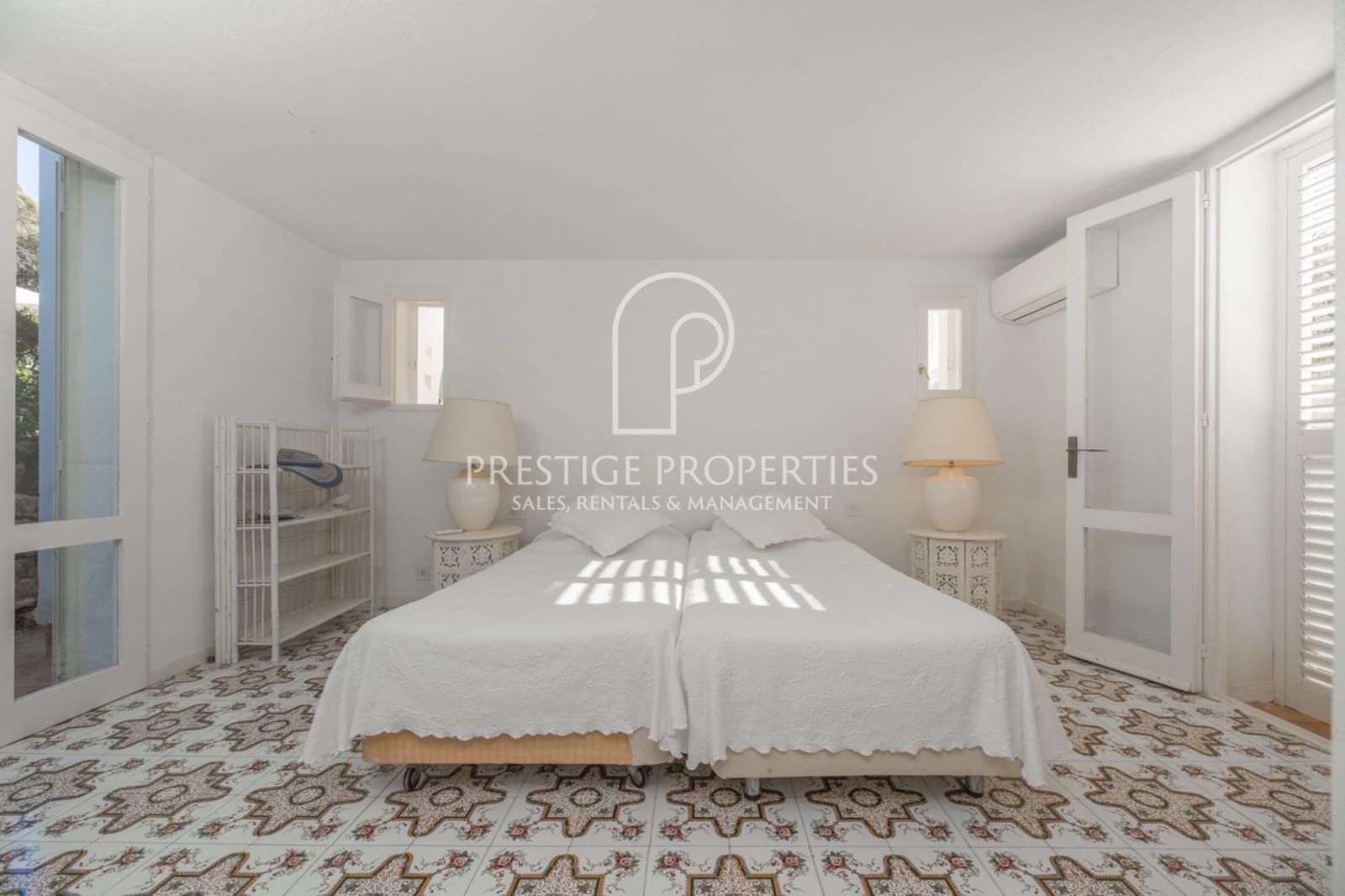 4 sypialnia Willa na sprzedaż w San Jose / Sant Josep de Sa Talaia z basenem - 1 850 000 € (Ref: 7975973)